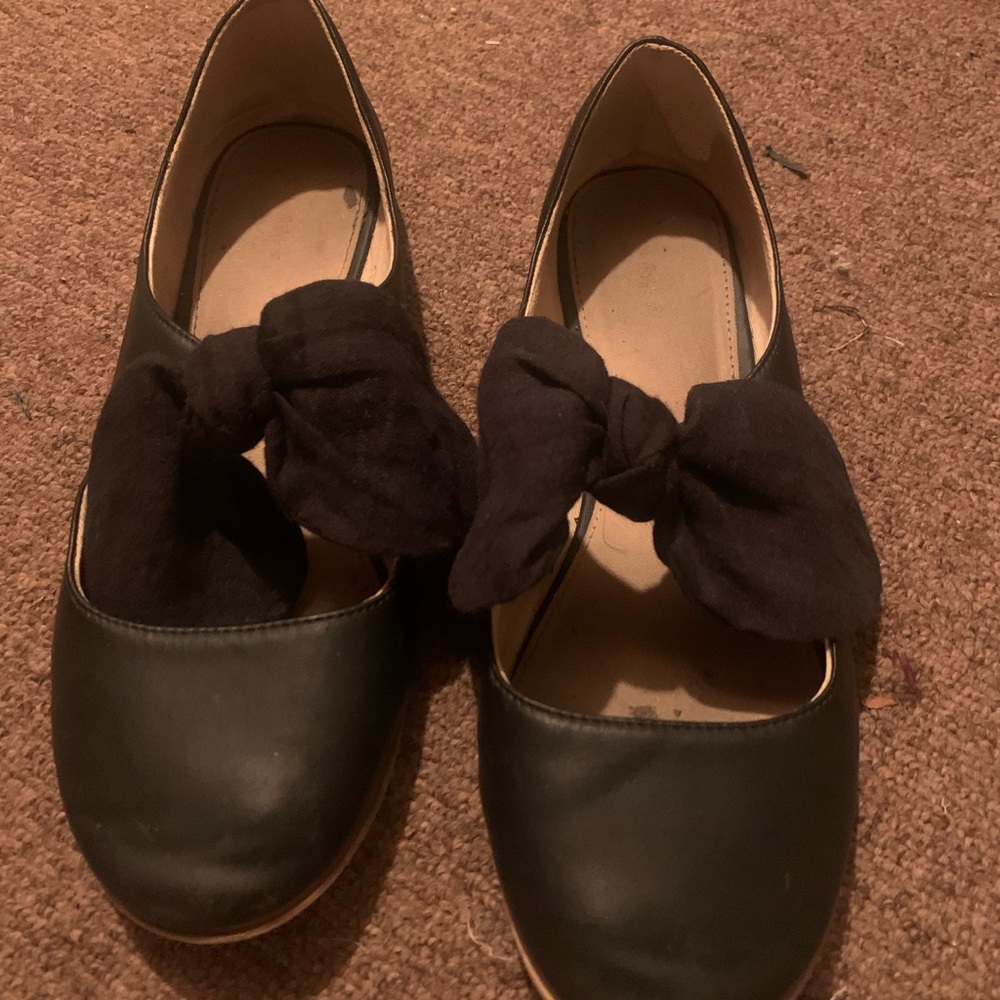 Black dress shoes size 37